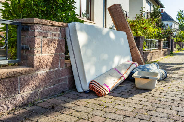 Best Yard Waste Removal  in Temesl Valley, CA